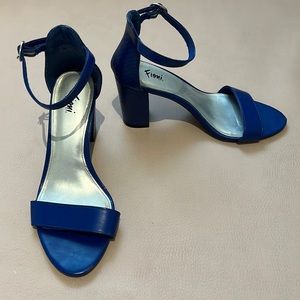 Fioni-Blue Strappy Chunky Heels
